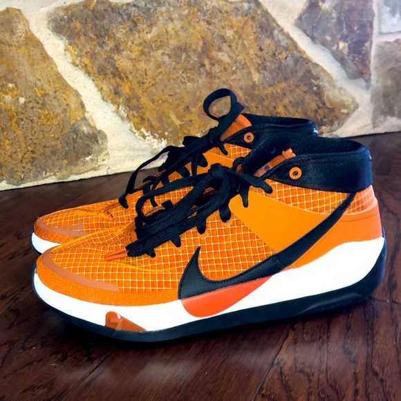 kd ut shoes